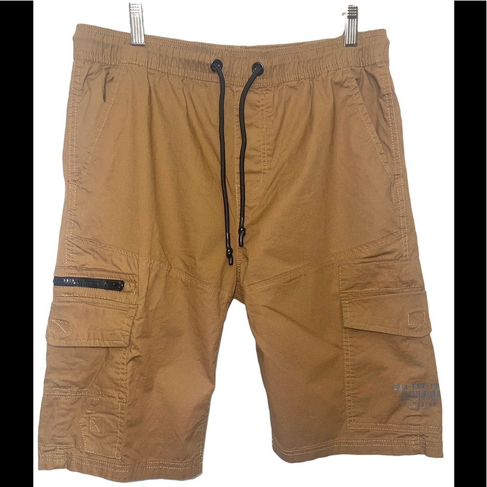 Akademiks Cargo Shorts Size 32